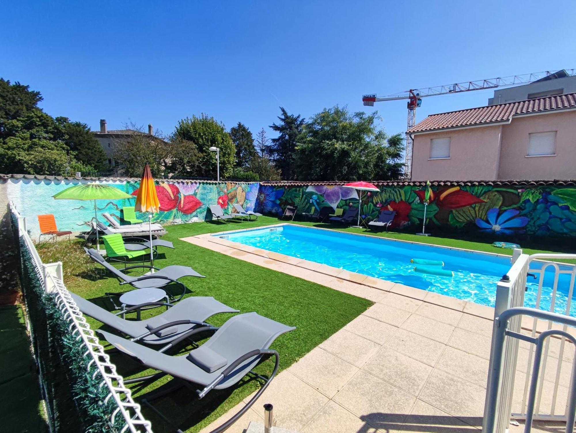 Moodz Hotel Vienne Pont-Eveque Экстерьер фото