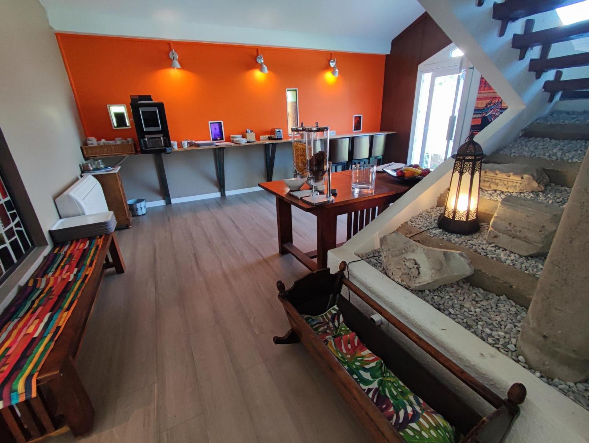 Moodz Hotel Vienne Pont-Eveque Экстерьер фото