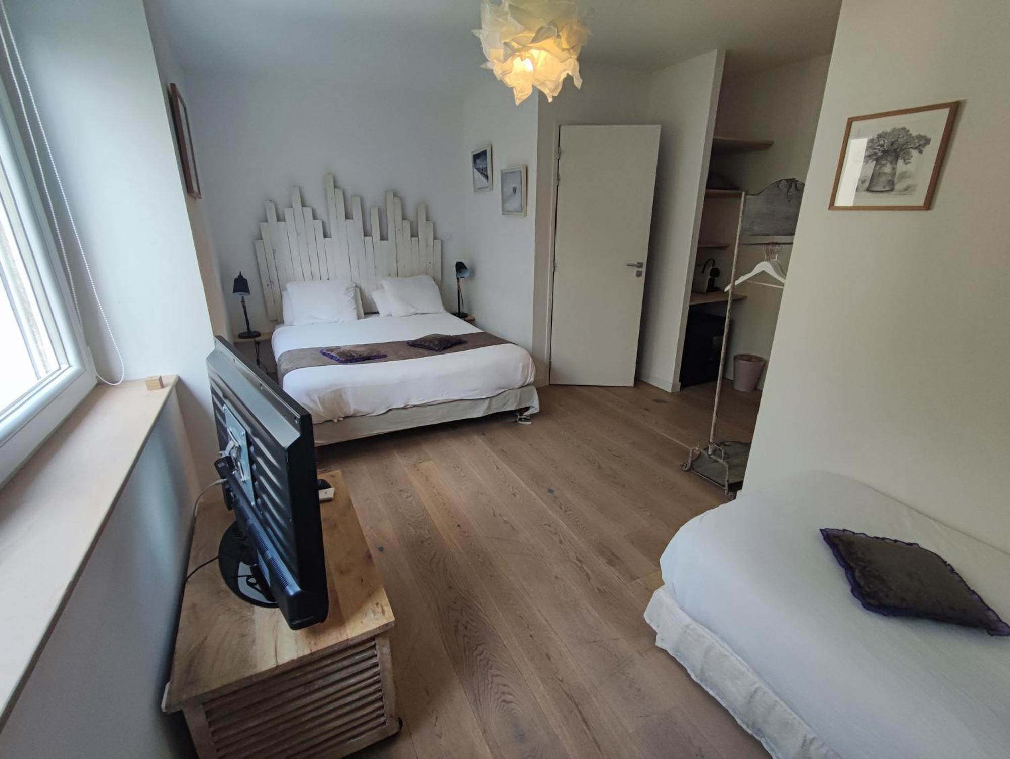 Moodz Hotel Vienne Pont-Eveque Экстерьер фото